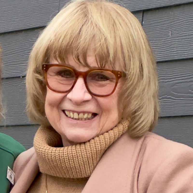 Photograph of Jacqueline Ives